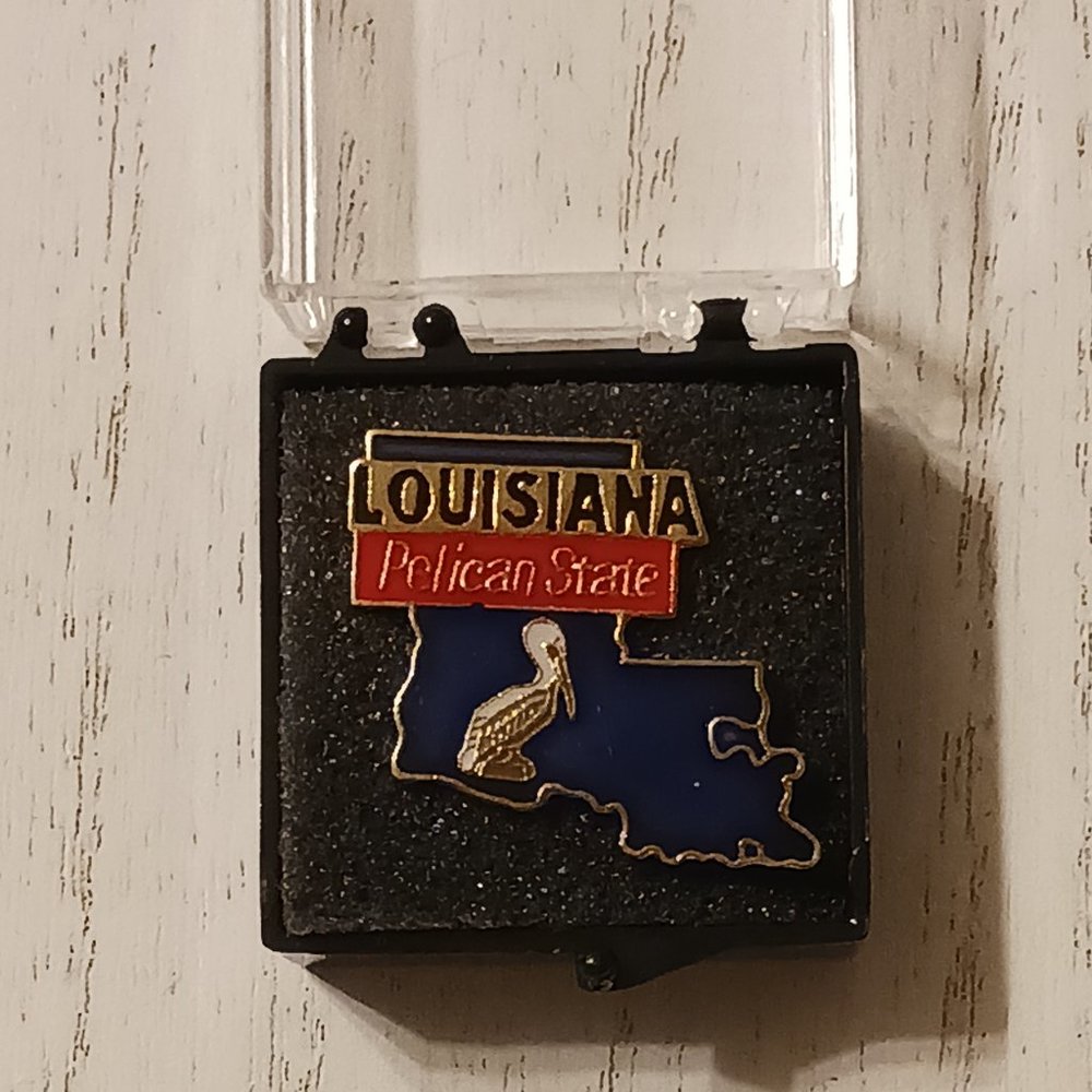 Louisiana State Lapel Pin